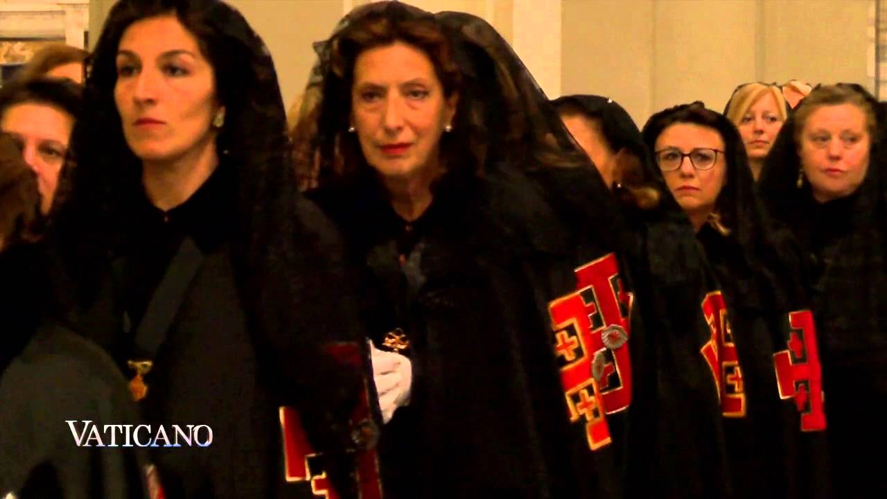 VATICANO - Investitur einer Lady von EWTN