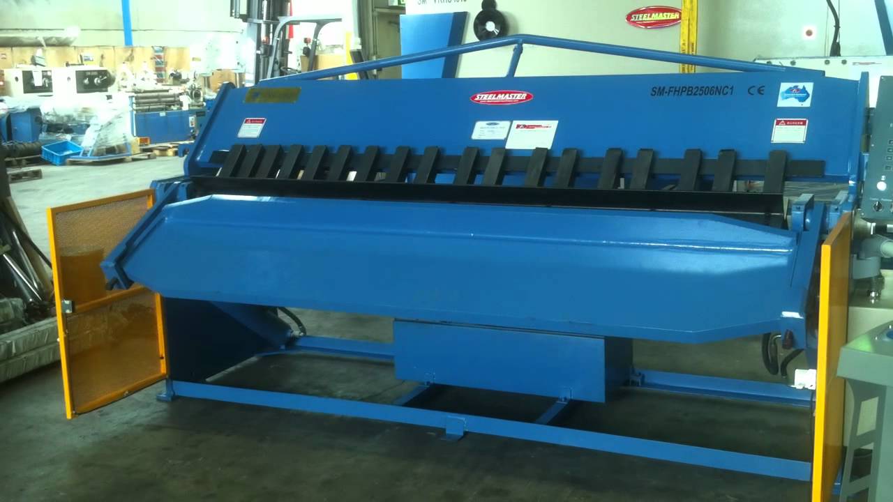 Steelmaster Metalworking Hydraulic Panbrake Folder Model: SM-FHPB2506NC1 -- 2500mm x 6mm Capacity