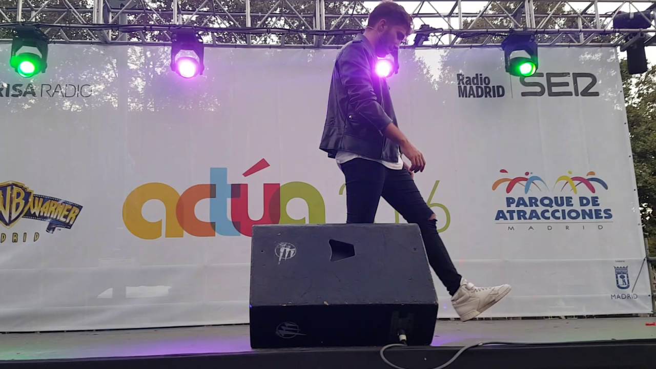 Hello - Alex Row ( Madrid 18/09/16)