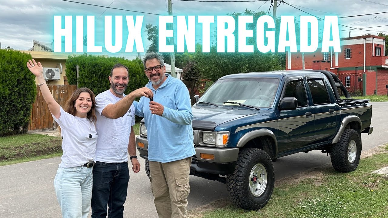 Entregando la HILUX al GANADOR
