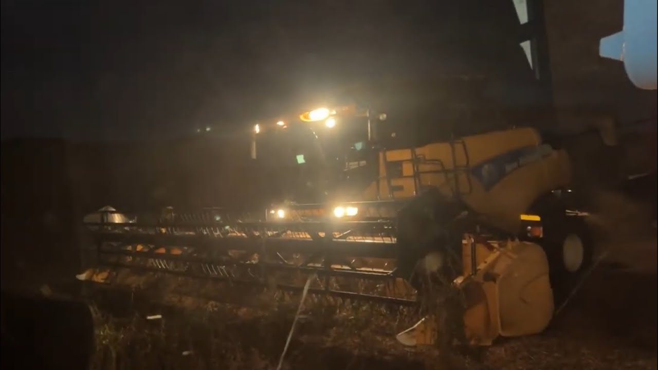 COLHENDO A NOITE E NA CHUVA - NÃO DEU CERTO - COLHEITA DE SOJA OESTE SC - 5R#3