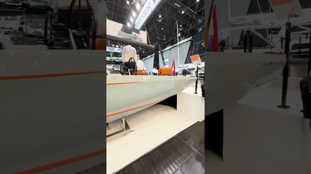 A quick look at the new Saffier SE28 Leopard in D&uuml;sseldorf... #newboat #sailingvessel #yachtlife