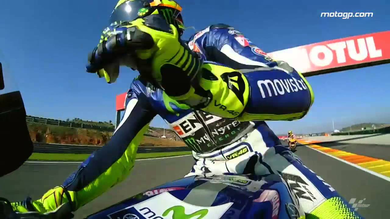 #TheGrandFinale: Rossi’s lap of honour