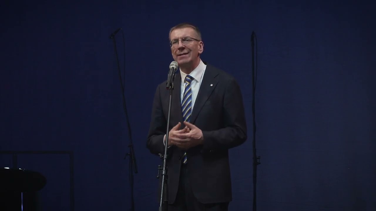 Valsts prezidenta uzruna koncertā Ukrainas atbalstam “Palīdzi izvest Ukrainas aizstāvjus no nāves”