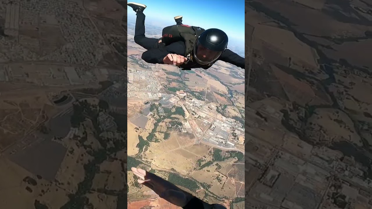 Lucas Kolling, vulgo tucano, saltando em Anápolis - GO | #pqd #paraquedistas #brasilia #cerrado