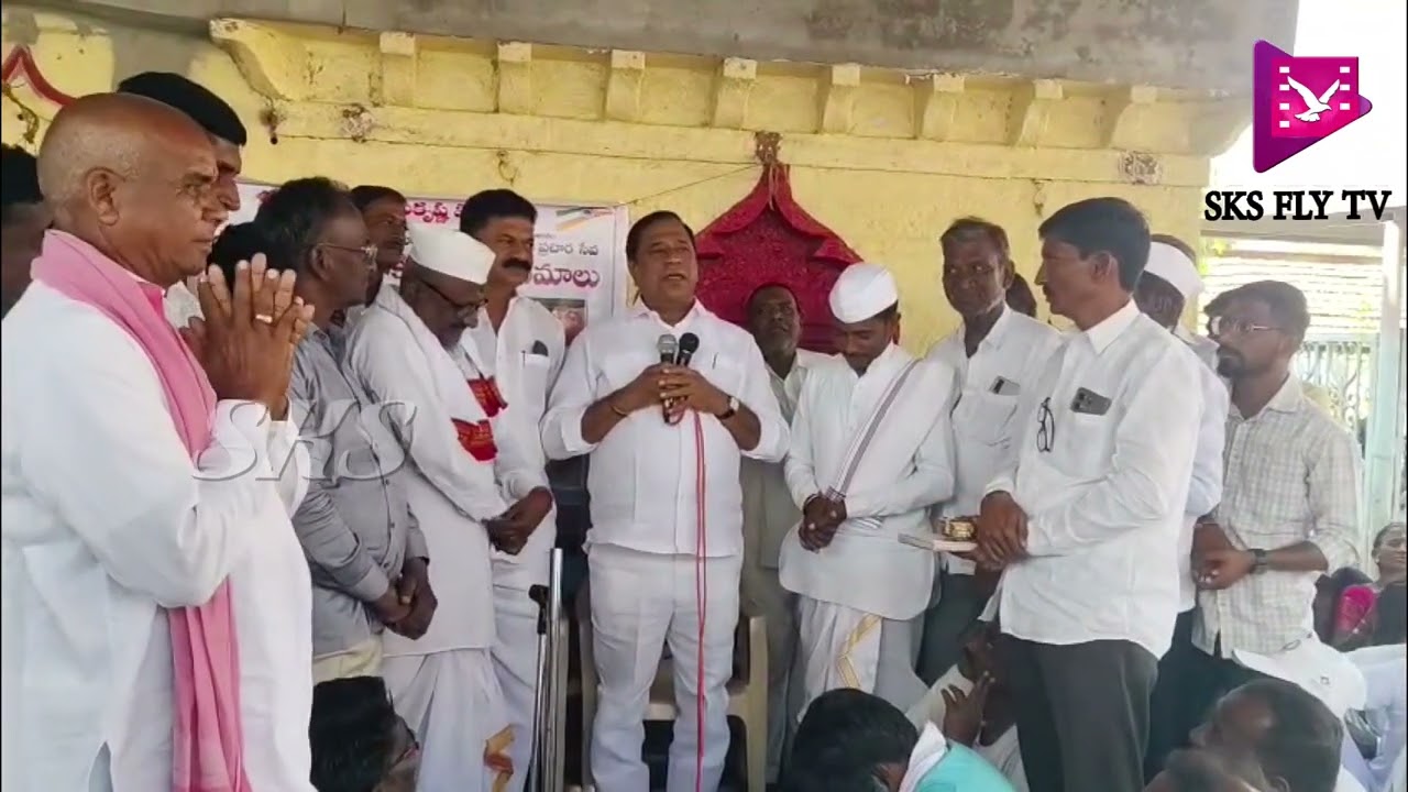 నారాయణఖేడ్ : నాగలిగిద్దలో పండర్పూర్ పాదయాత్రలో పాల్గొన్న ఎంపీ సురేష్ శెట్కార్, నగేష్ శెట్కార్