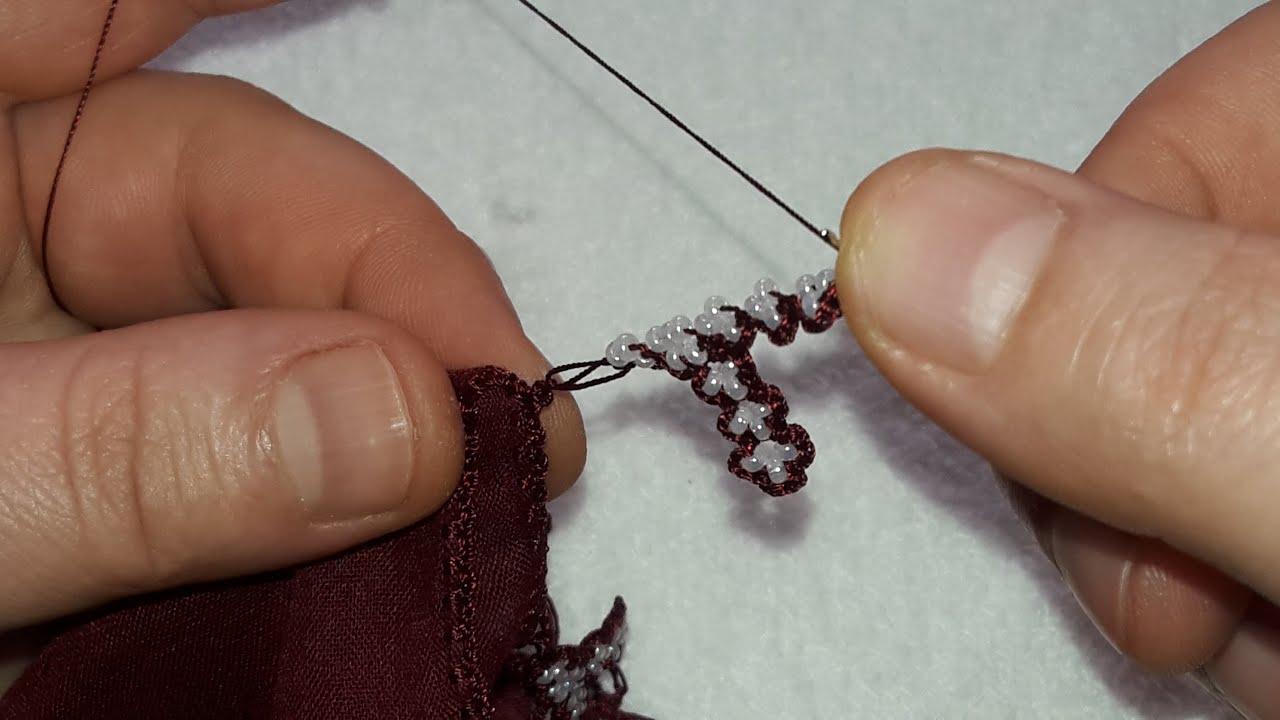 777 Bordo düz yazmaya kaz ayağı harika bir boncuklu tığ oyası