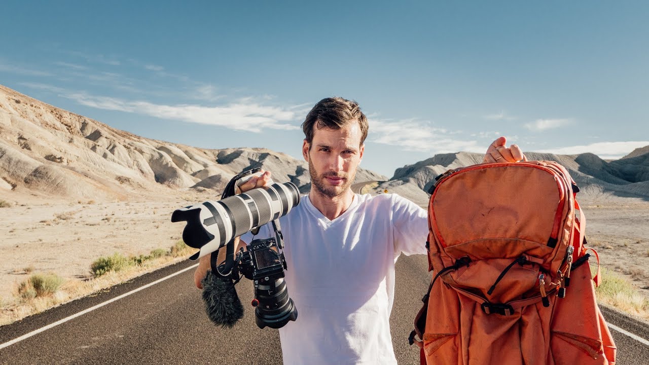 What's inside my CAMERA Bag for a World Tour - Travel Photography Gear