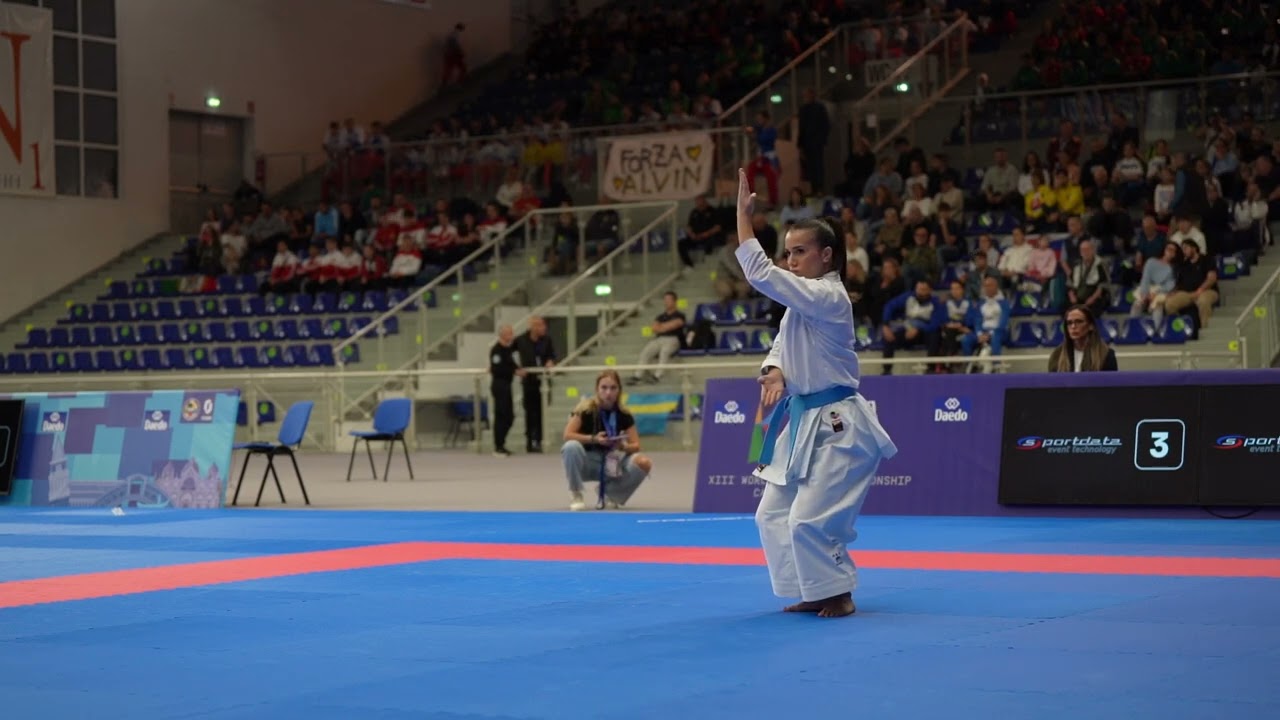 World Venice // Jesolo U21 Female Kata Bronze: Manca Chiara (BEL) vs. Donofrio Orsola (ITA)