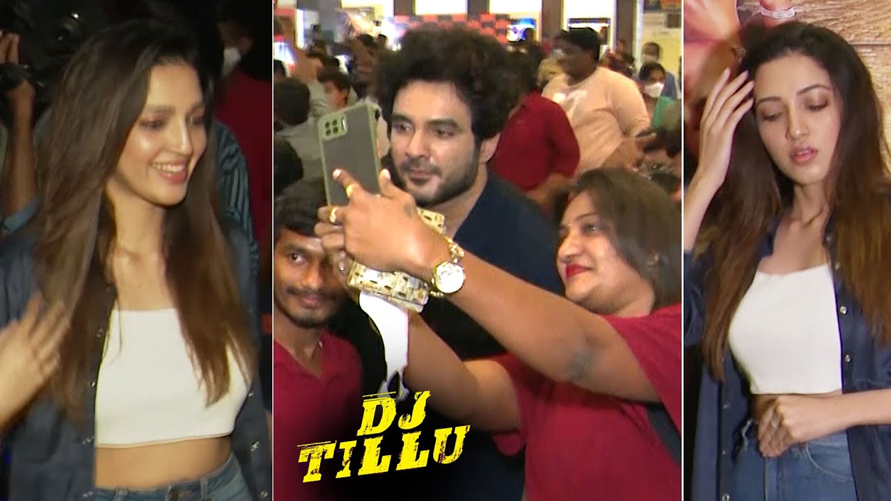 DJ Tillu Movie Team Visits Theatre In Vijayawada | Siddhu | Neha Shetty | Filmylooks