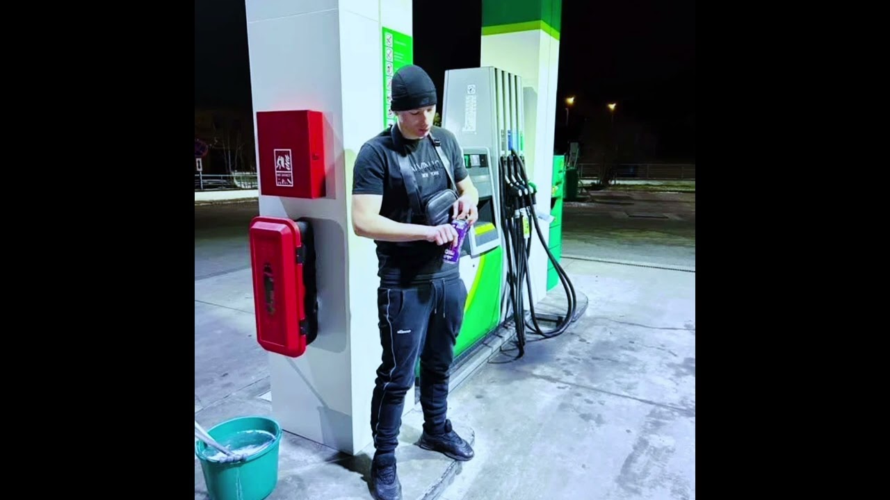 CO SIĘ DZIEJE 