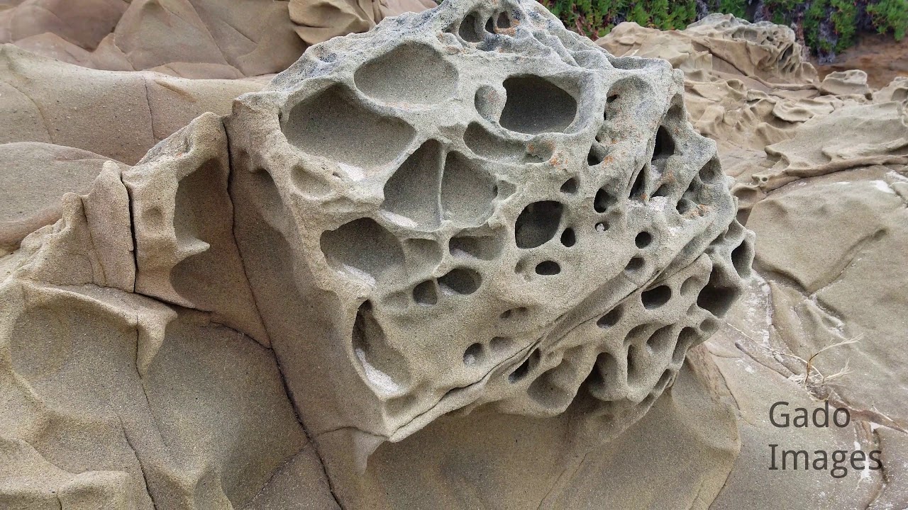 Tafoni Rocks