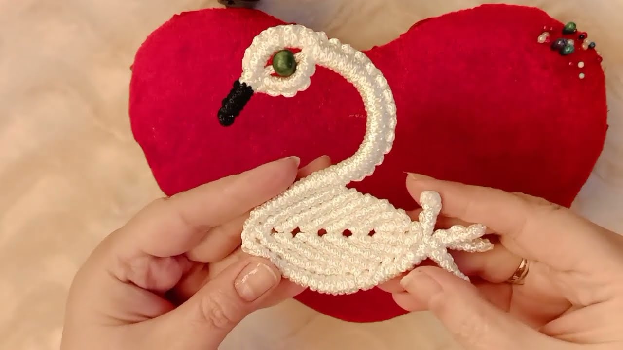 macrame swan bird