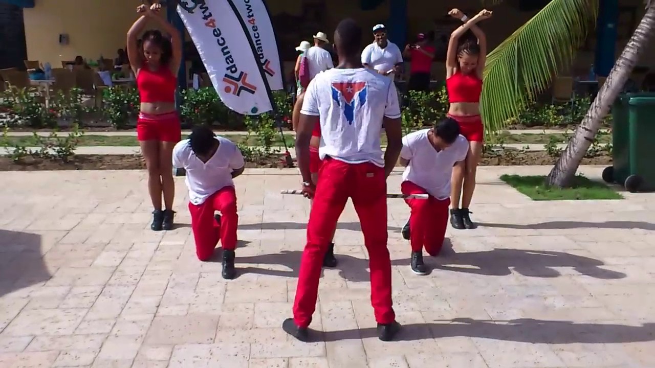 Tierra Kaliente con coreografía de Karelia Despaigne
