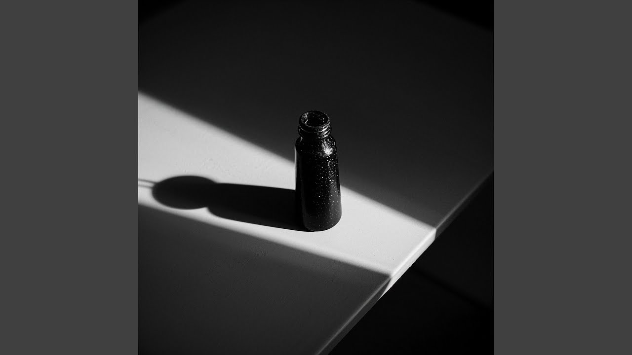 Glimmer In The Dark