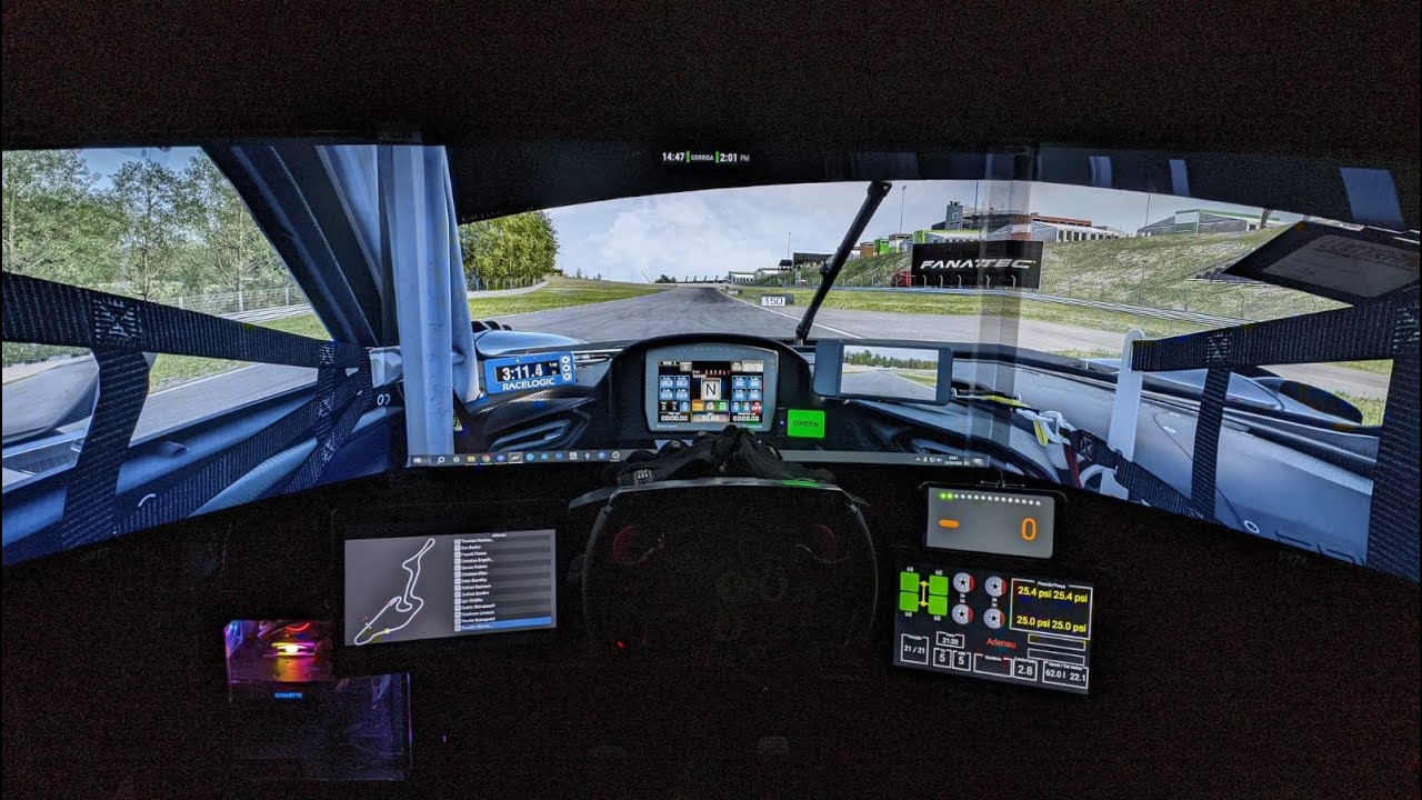 ACC no COCKPIT IMERSIVO - C&Acirc;MERA na TESTA - Ferrari 296