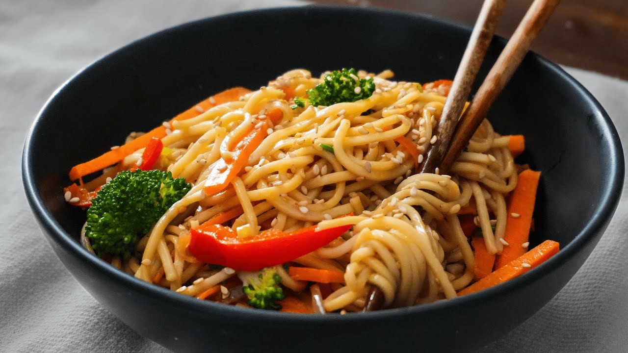 Better Than Takeout! Easy Vegan Chow Mein in 15 Minutes