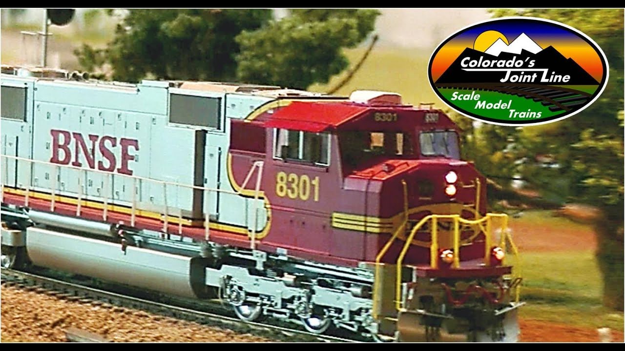 Review of Athearn Genesis SD75I Model Train Engine with Tsunami Sound