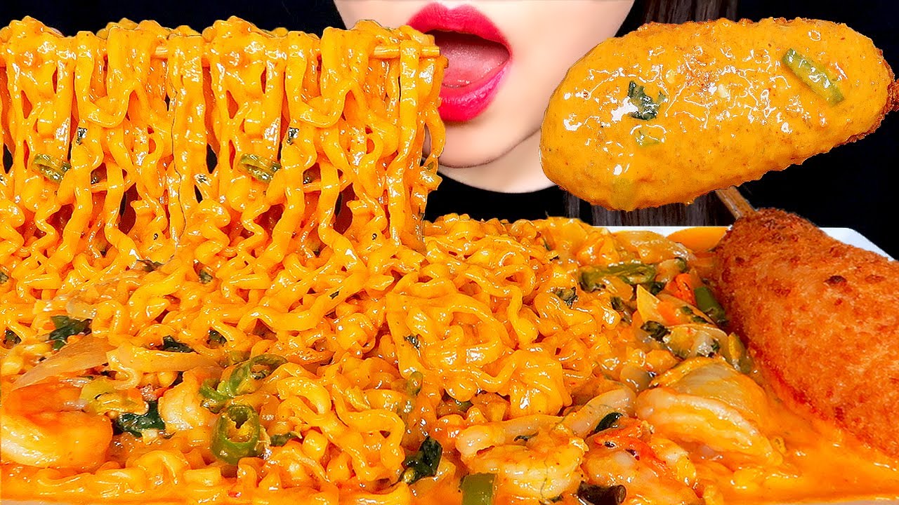 ASMR SPICY CREAM NOODLES, CHEESE CORN DOGS 크림진짬뽕 먹방 咀嚼音 COOKING EATING SOUNDS RECIPE MUKBANG