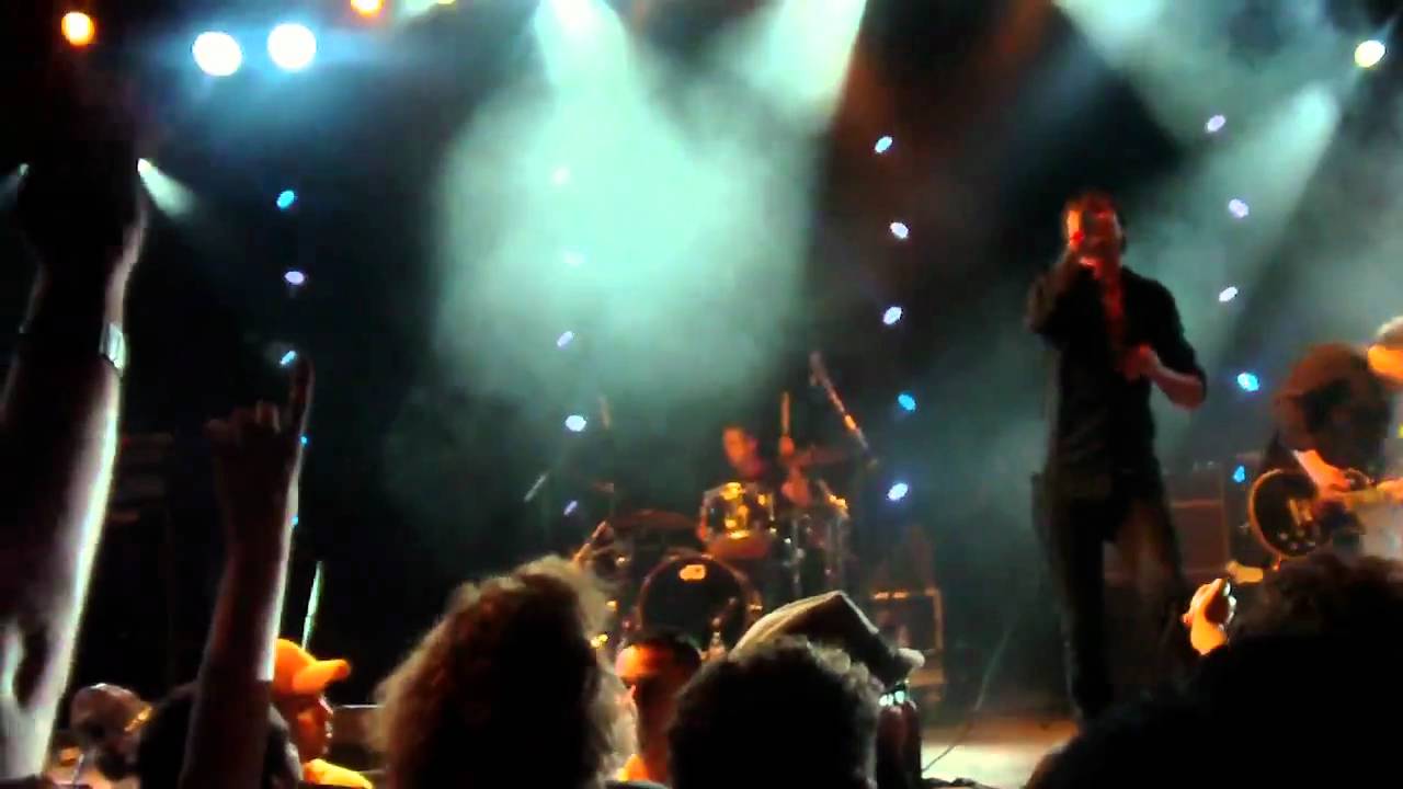 Suede - So Young - Live at Coachella 2011