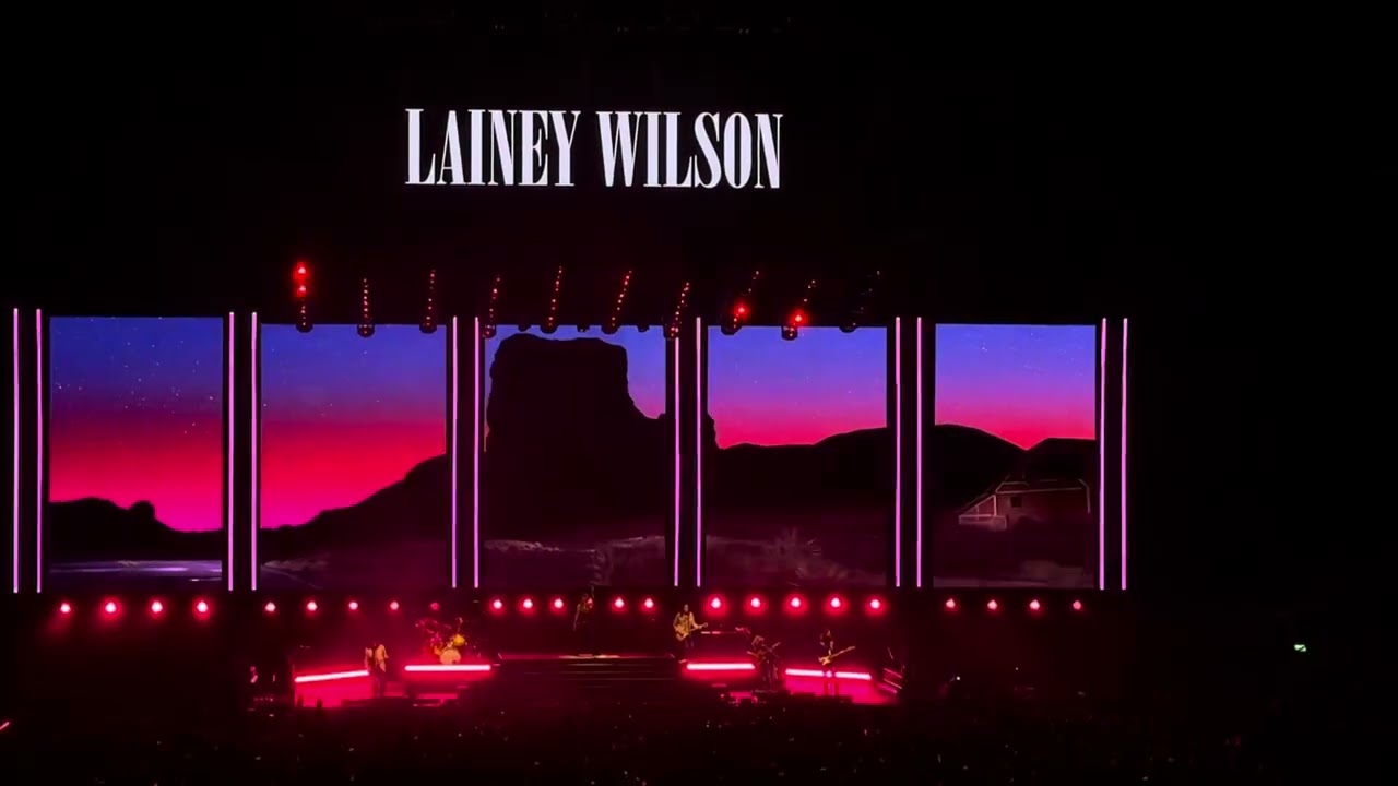 Lainey Wilson - opening show - C2C 2025