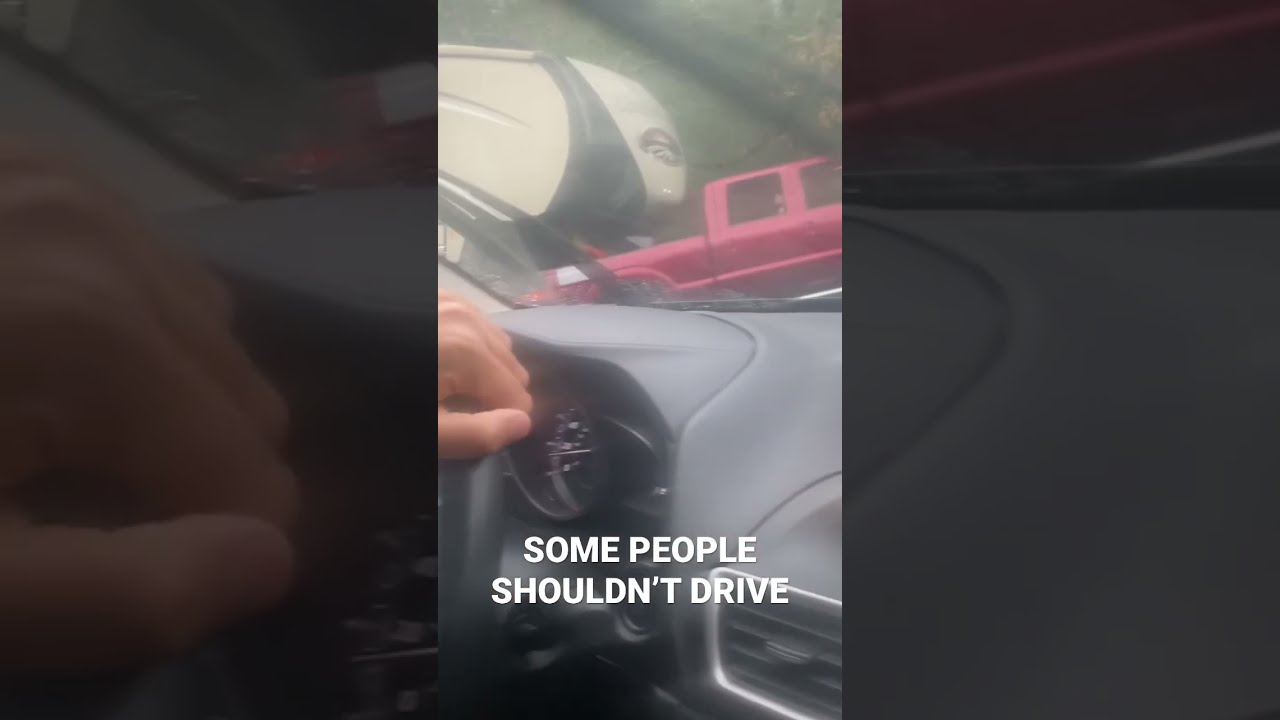 TERRIBLE DRIVER ALERT!!! | CRASH