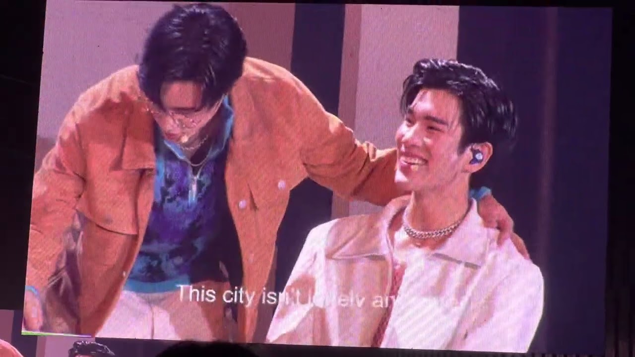 Fancam ข้างกัน GeminiFourth @ My school President Prom night on stage