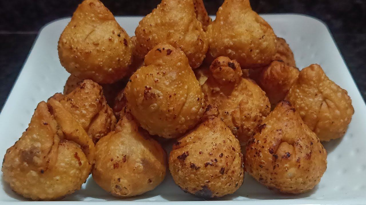 Crispy Fried Modak Recipe | Maida Gud Nariyal Modak | Easy Homemade Modak | Ganpati Special Sweet