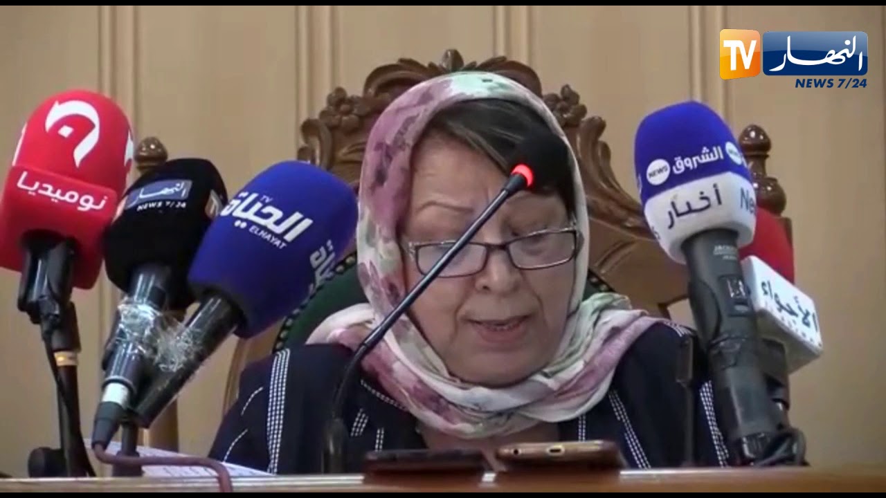 تنصيب الرئيس والنائب العام الجديدين لمجلس قضاء البويرة