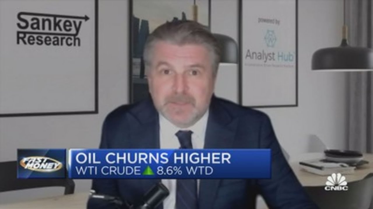 Oil to $120 by next summer: Paul Sankey's big 2023 energy call