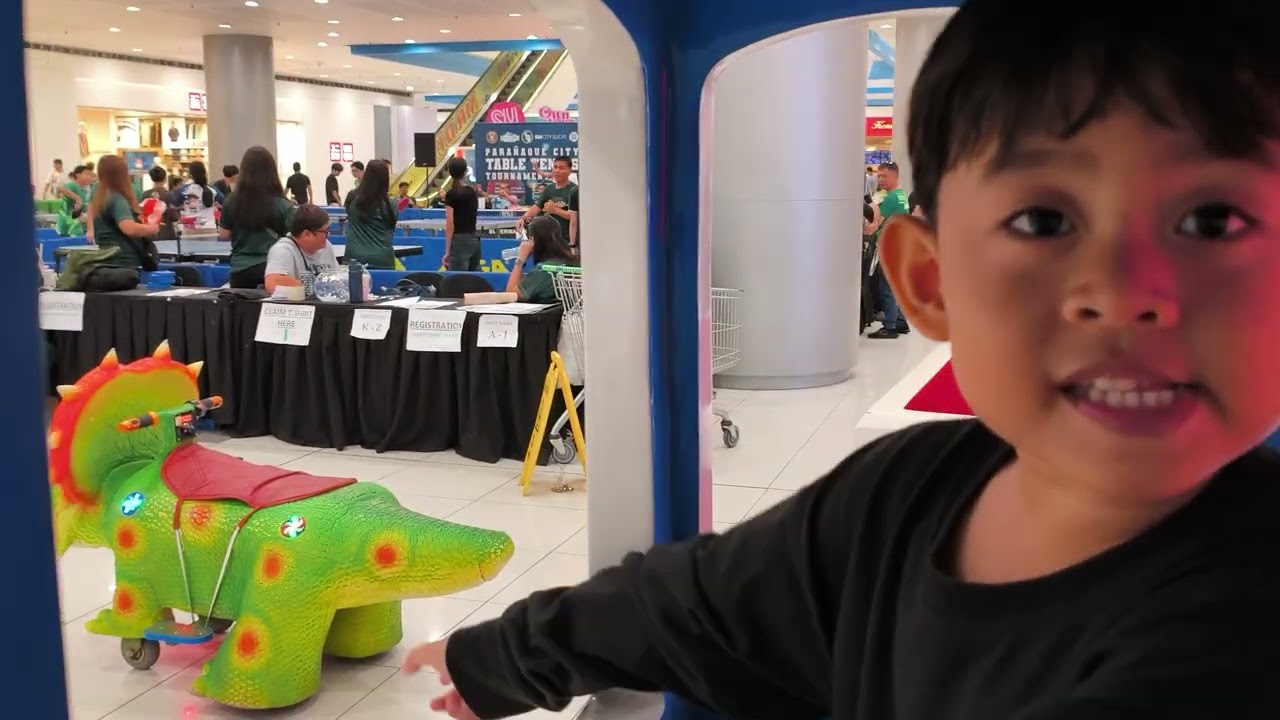 Zechariah and Noah rode the Mall Train @ SM City Sucat, Parañaque City