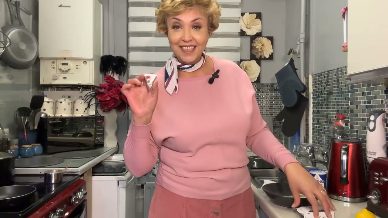 الكريمة الجديدة للتفتيح من ملكة الخميرة