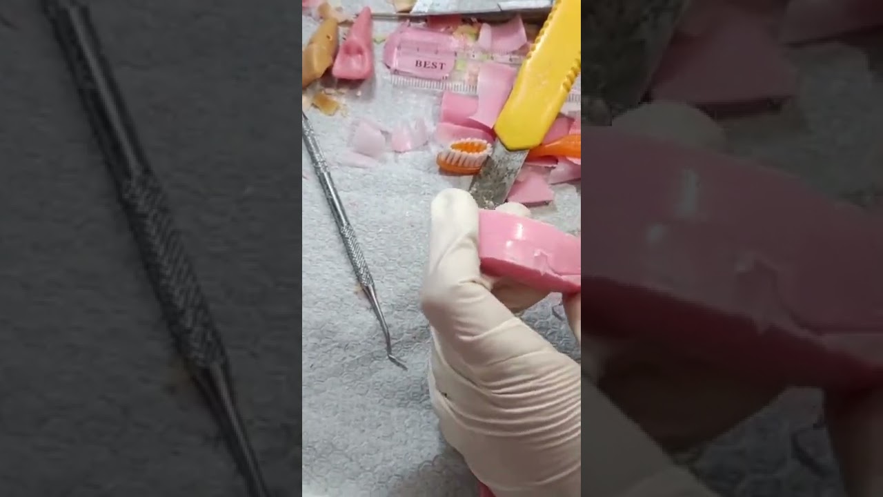 نحت الثنيه العلوية مرحله (1)