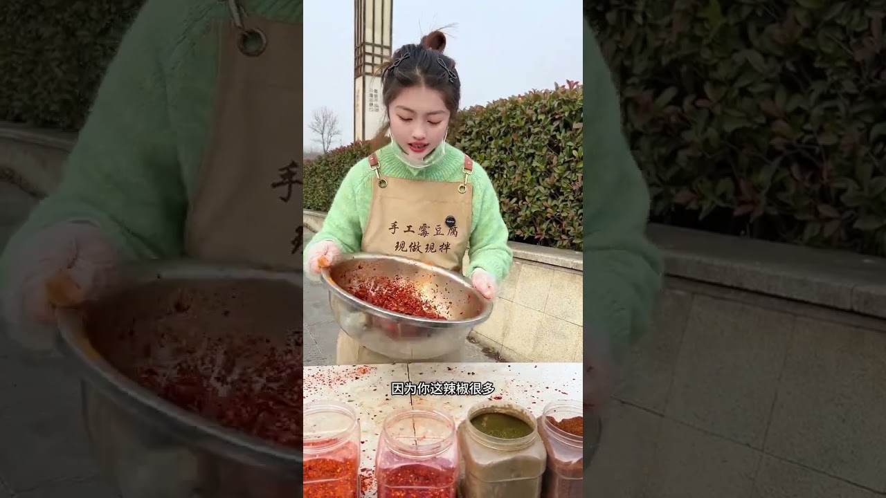 Can He Handle It? Extreme Spiciness Challenge! (中文: 大哥真辣不怕！挑战极限辣度
