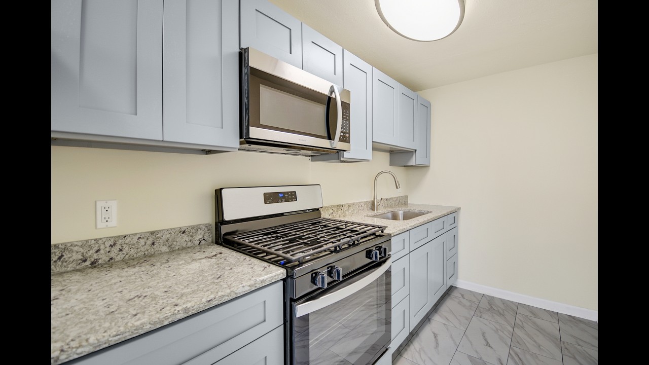 FOR RENT - $2,100 - 666 Rively Ave, Glenolden, PA 19036