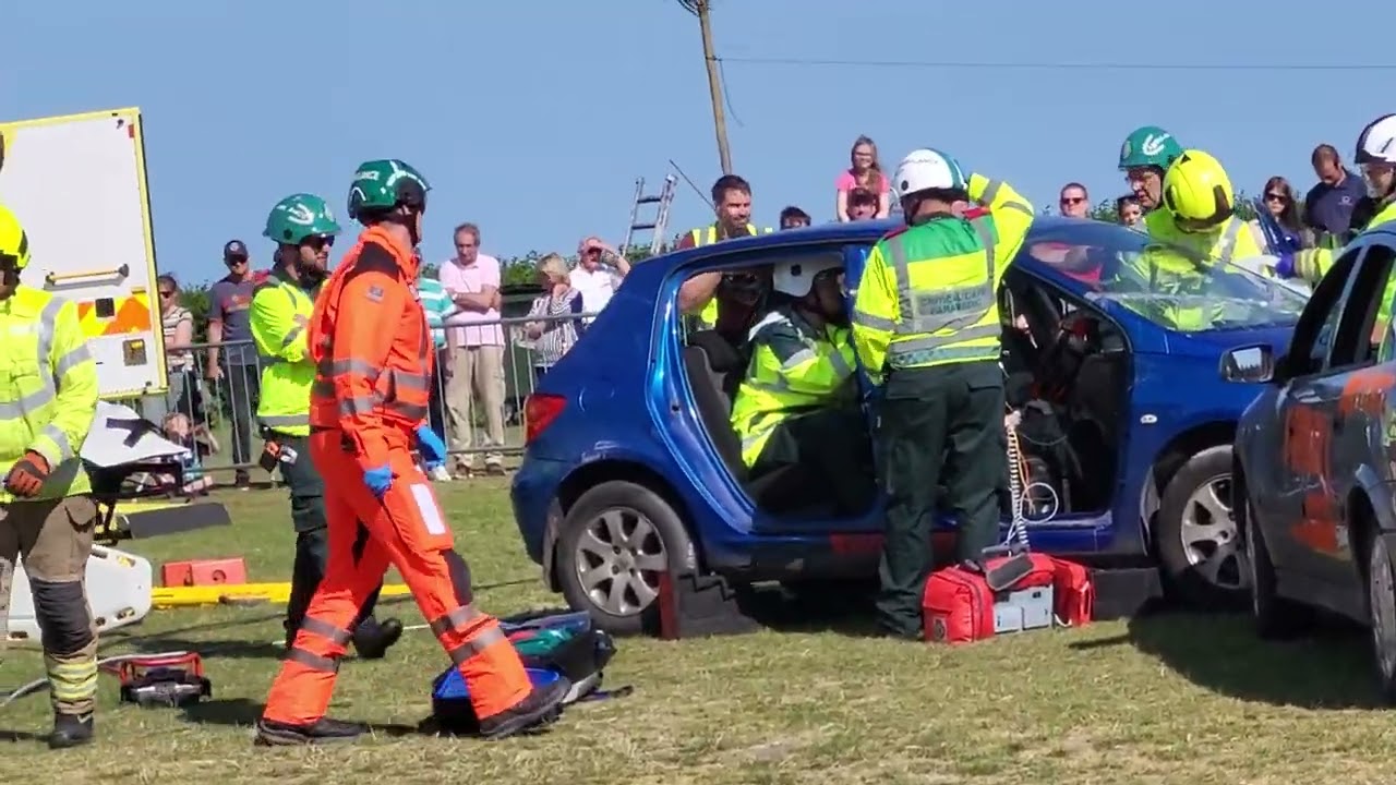3/6/2023. Eastbourne 999 weekend r t c demo.