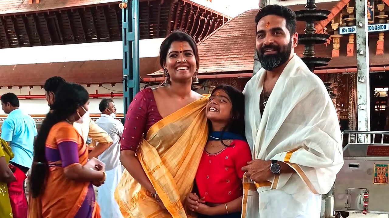 ഗോപിസുന്ദറും അമൃതയും കൂടെ മകളും ഗുരുവായൂർ അമ്പലത്തിൽ | Gopi Sundar & Amritha at Guruvayoor Temple