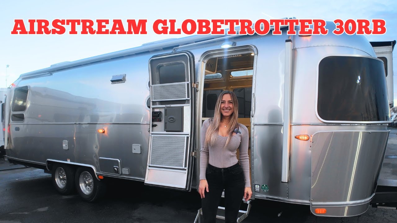 ICONIC Airstream GLOBETROTTER 30RB
