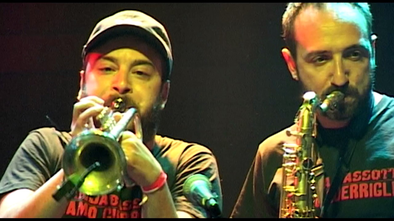 Banda Basotti concert in Moscow Siamo guerruglia part 1