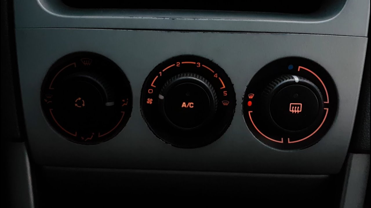 Trocar lâmpada queimada do comando de ar do Peugeot 308 e 408, tambem como tirar o rádio