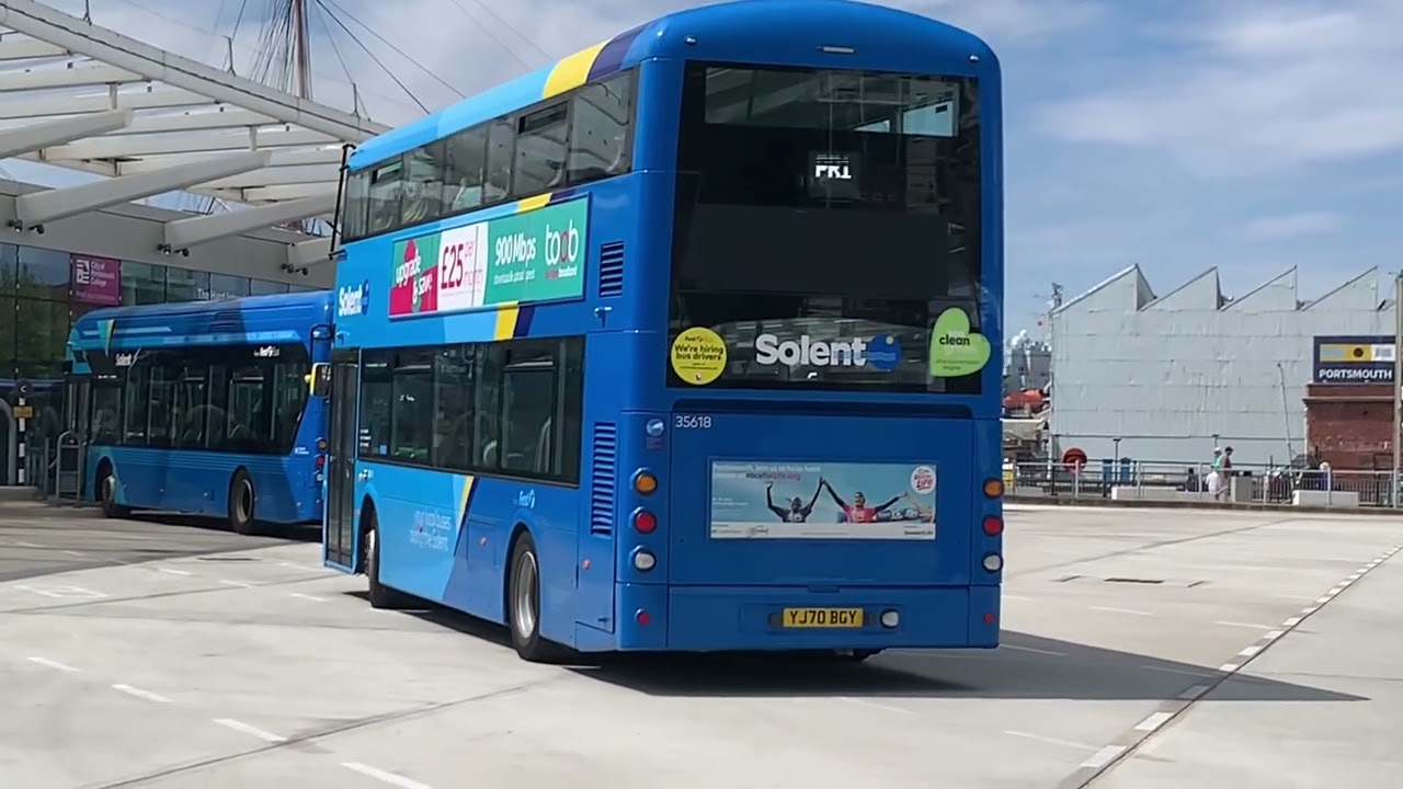 Buses at the Hard Interchange (16/7/25)