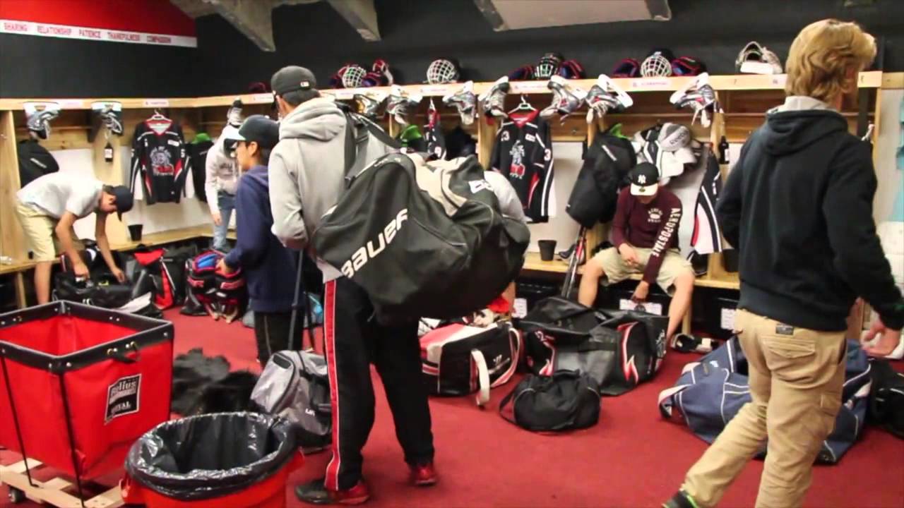 Cree Nation Bears in Mistissini, Quebec | Hockey Without Borders