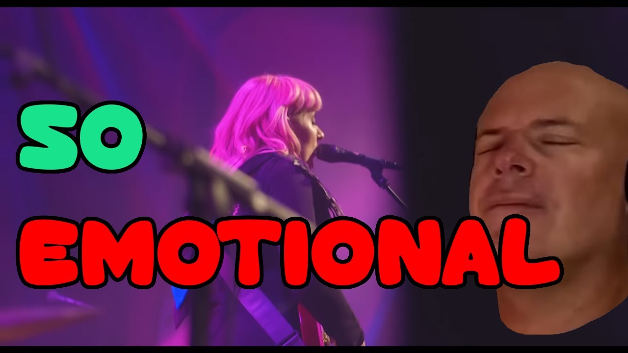 Singer reaction First time - Eivør - Falling Free - Live