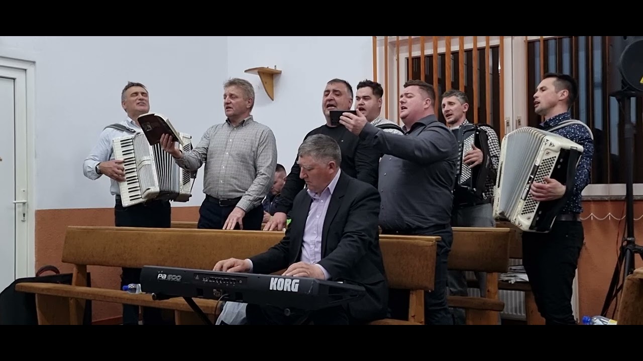 Ilie Puha și prietenii ~ Mai adă Doamne acele vremuri din trecut...