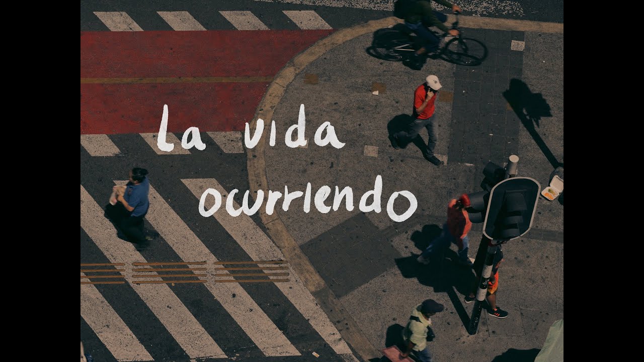 La vida ocurriendo - Street photography Medellín - Lexcaro