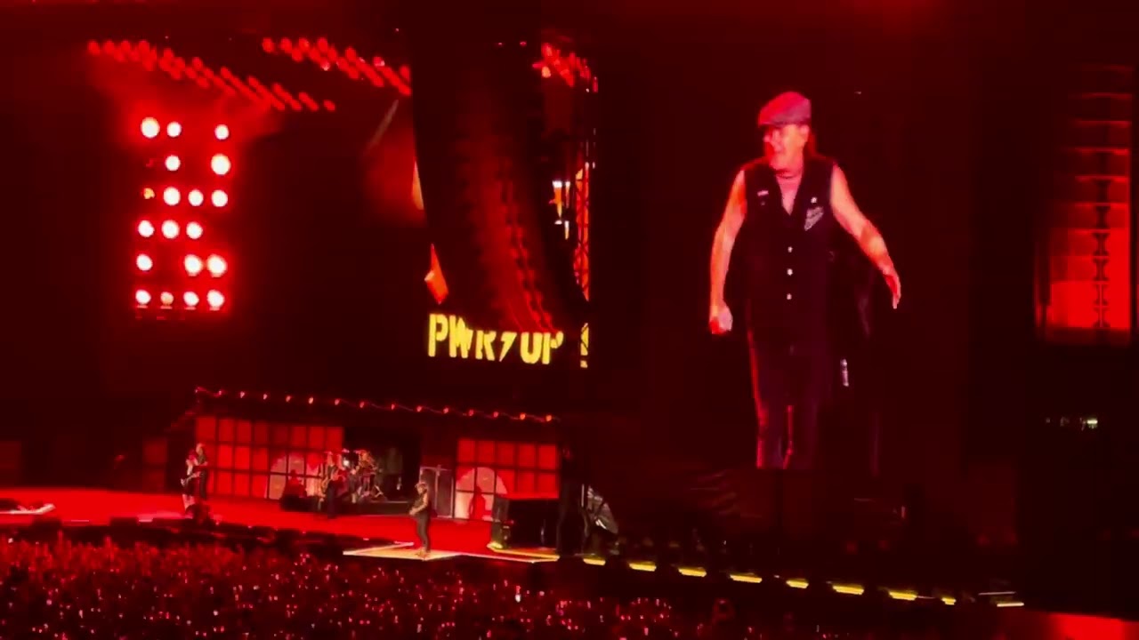 AC DC - Abertura Show MorumBIS (If You want blood (You’ve for it)