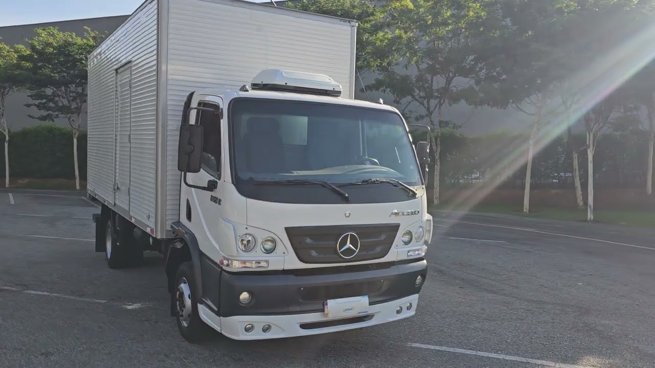 MB 915 Accelo Baú ano 2007/2008  novo, disponível a venda na BH CAMINHÕES (31) 3362-1867 Whatsap