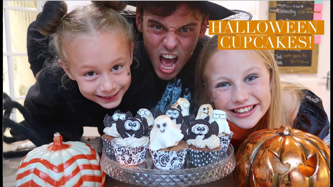 Making Marshmallow Ghosts and Chocolate Bats! | Halloween Ideas | Tom Daley