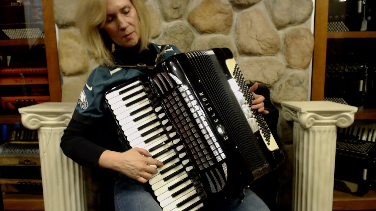 2846 - Black Excelsior 914 Piano Accordion LMMH 41 120 $2499