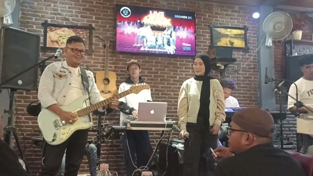 Live musik lagu Gayo jarak bersama Reval caffe premium Takengon 2026